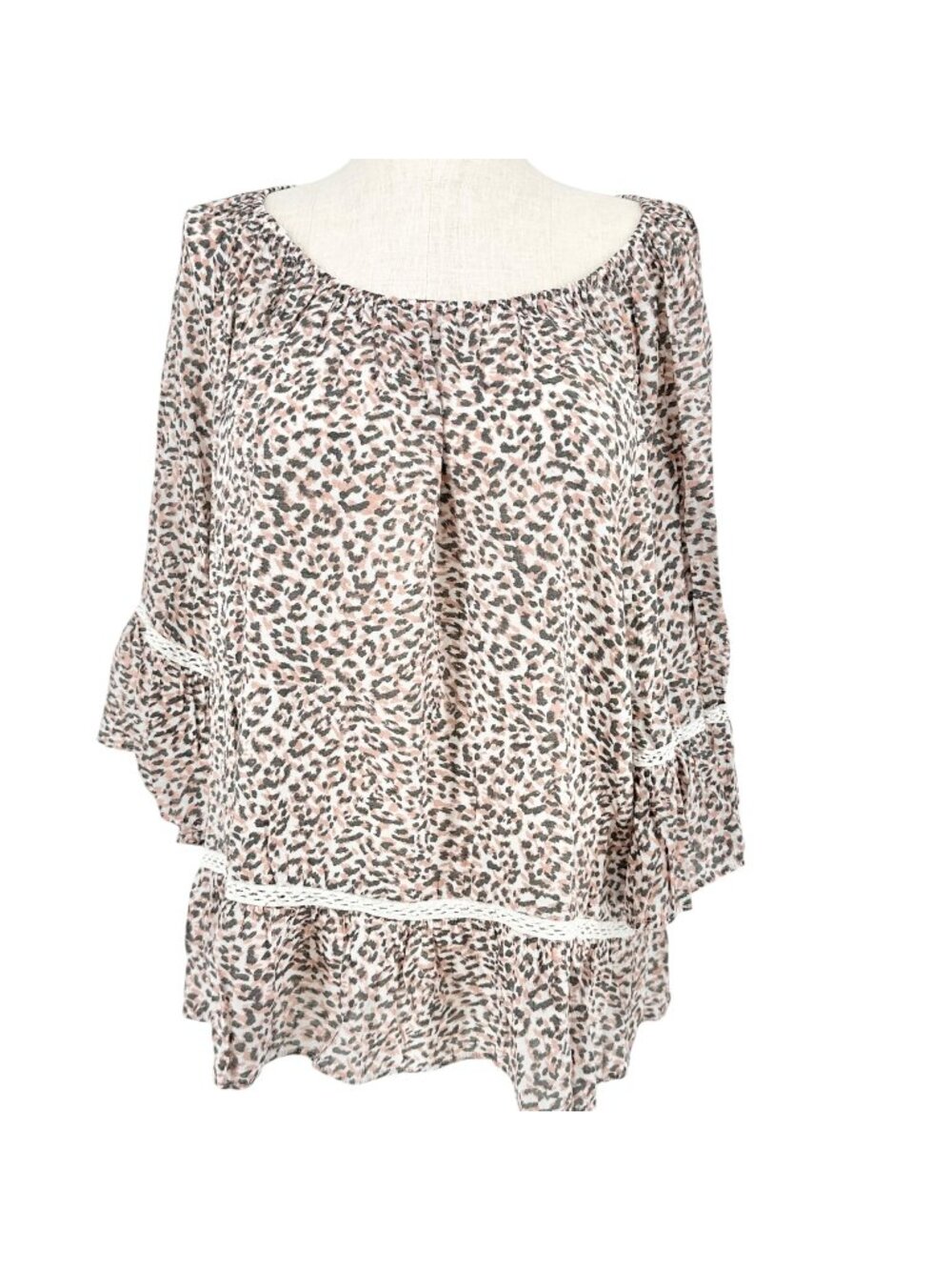 Leopard Print Top Womens 2X White Gray Blush Lace Trim Bell Sleeves Zac & Rachel